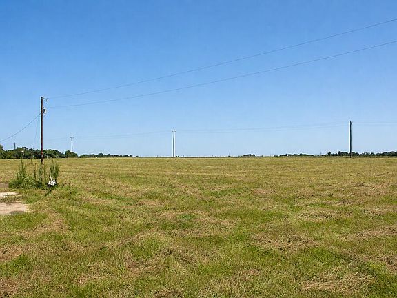 3rd image of 106 An County Rd #2709