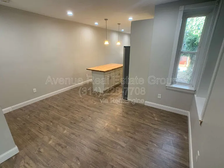 4211 Cleveland Ave — Photo 5