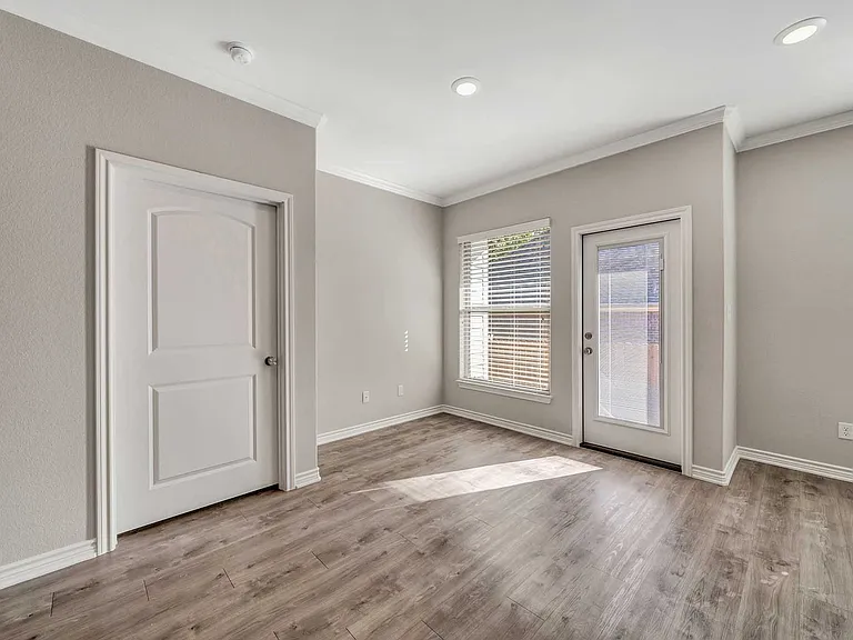 Eagles Crest Townhomes - ASK ABOUT OUR SPRING MOVE -IN SPECIAL TODAY! — Photo 19