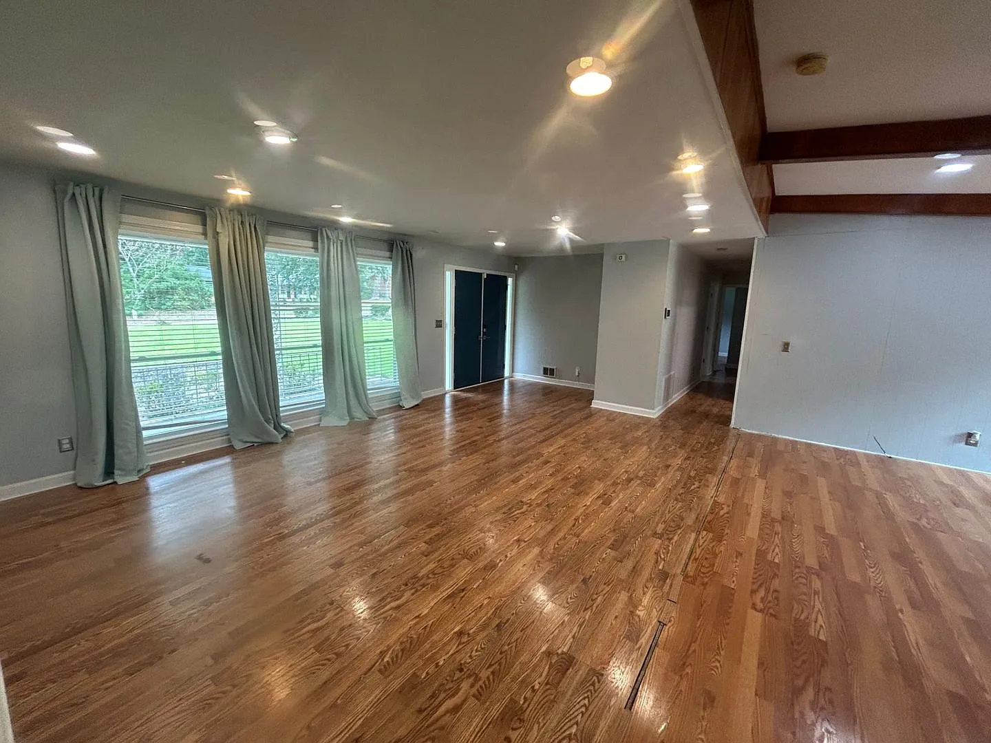 1614 Sandra Drive — Photo 3
