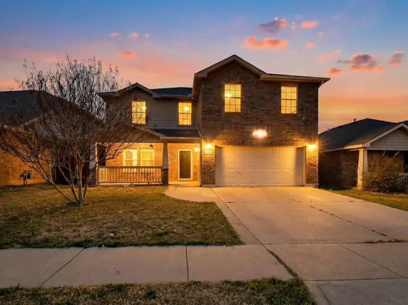 1088 Appaloosa Cir, Fort Worth, TX 76179