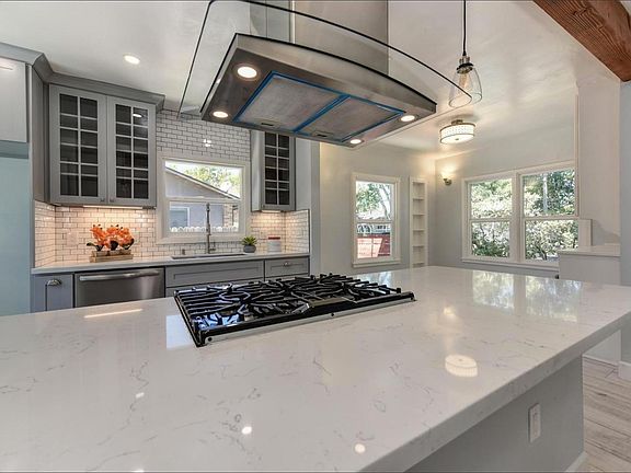 2nd image of 2704 21st Ave #A