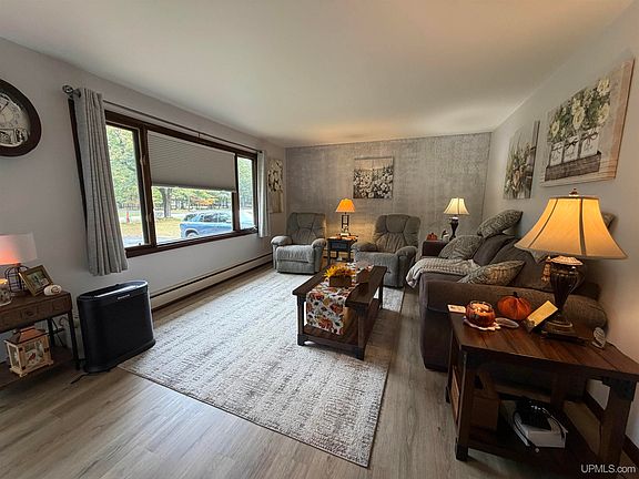 3rd image of 7792 Lake Bluff 19.4 Rd