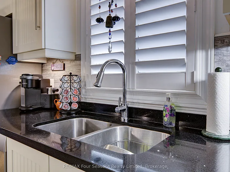 9 Brooke Ave — Photo 12