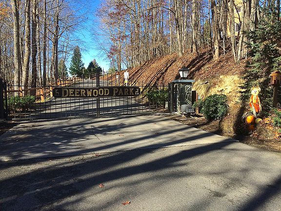 Main Gate At Deerwood Park