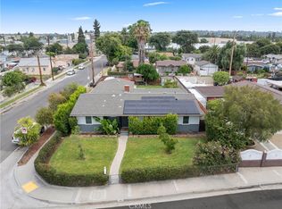 401 E Valencia Dr, Fullerton, CA 92832