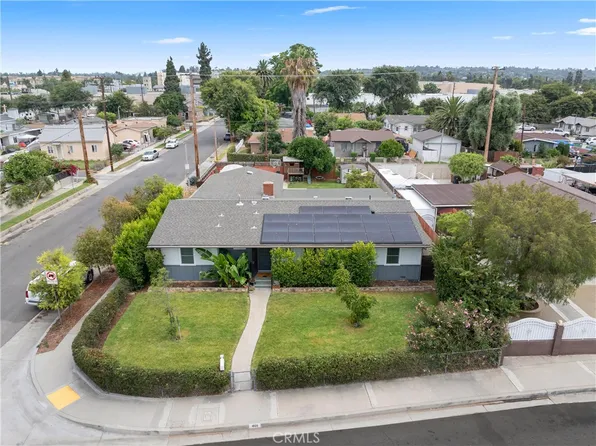 401 E Valencia Dr, Fullerton, CA 92832