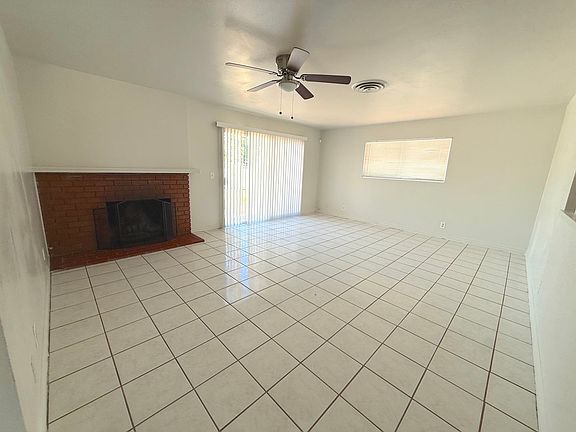 3rd image of 5908 Carmen Blvd