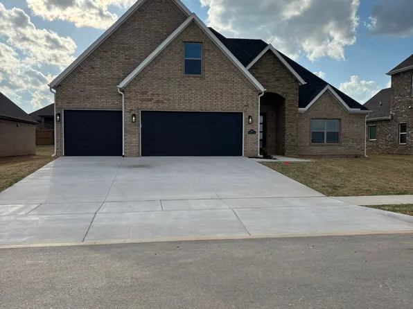 2604 SW Blustery Dr, Bentonville, AR 72712