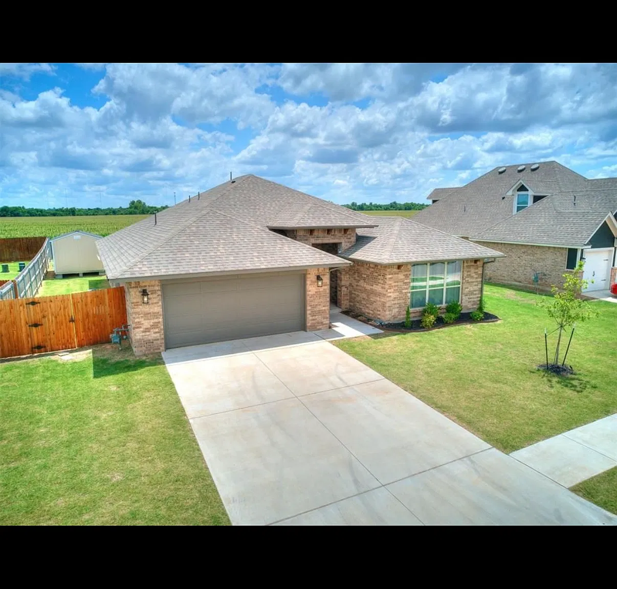 3 bed, 1895 sqft, $2,050 — Photo 1