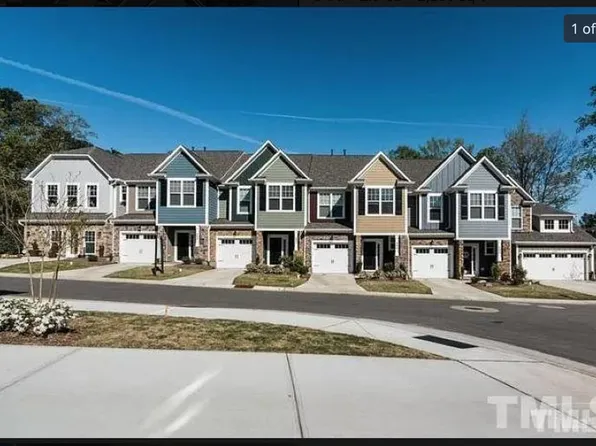 114 Secret Grove Ln, Holly Springs, NC 27540
