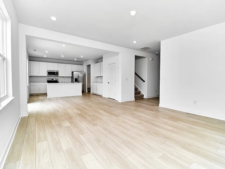 8603 Georgina St — Photo 9