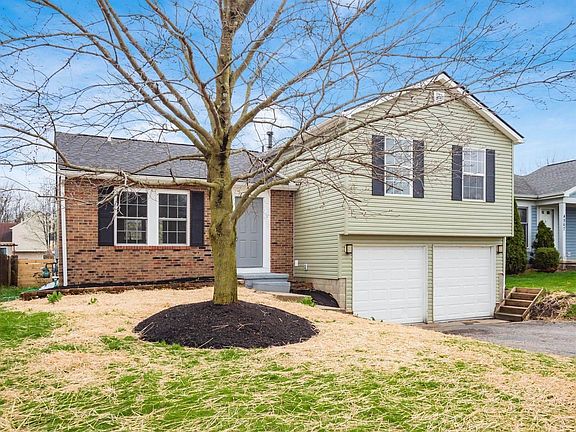 2nd image of 4955 Shady Oak Dr
