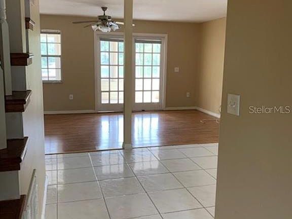 3rd image of 606 Mountain Lake Pl