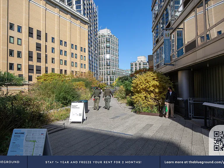 101 W 15th St #625 — Photo 45
