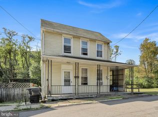 325 W Philadelphia St, Donaldson, PA 17981
