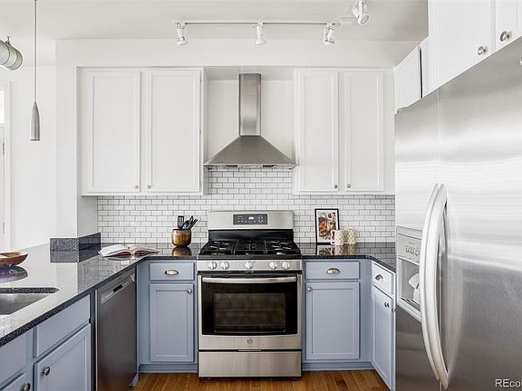 5th image of 1313 S Clarkson Street #208
