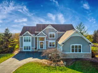 9103 Jeffrey Ct, Spring Grove, IL 60081