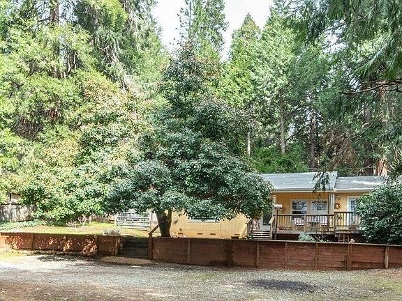 4th image of 2921 Madrone Dr