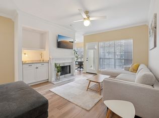 3550 Country Square Dr APT 201, Carrollton, TX 75006