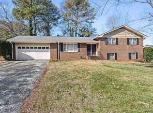 1707 Clayton Dr, Chattanooga, TN 37421