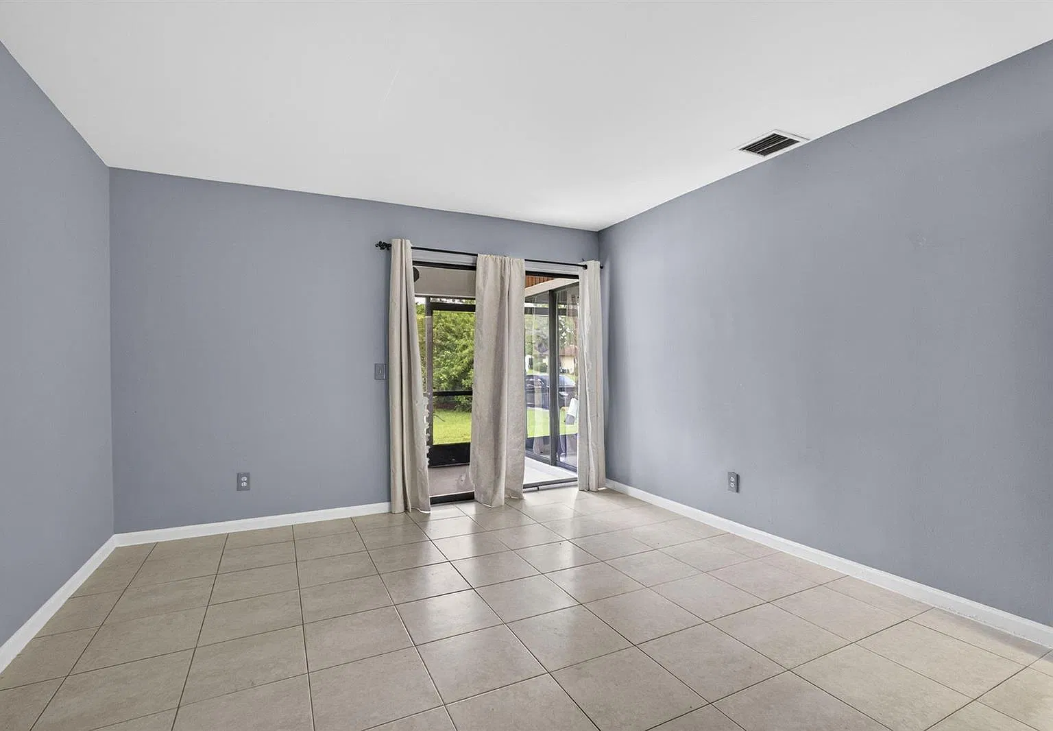 1 bed, 1.0 bath, $1,600 — Photo 4