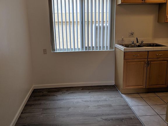 5th image of 5258 La Jolla Mesa Dr