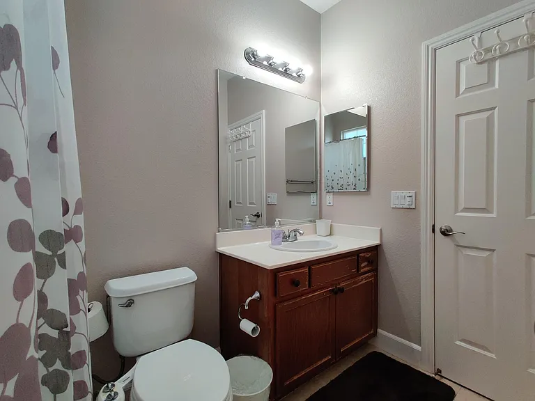 Lawlor Ct — Photo 21
