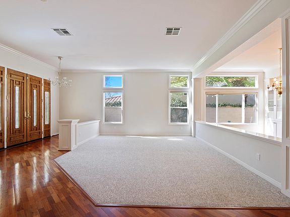 3rd image of 5188 Greenwillow Ln