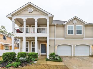 9930 Wethers Field Cir, Aubrey, TX 76227