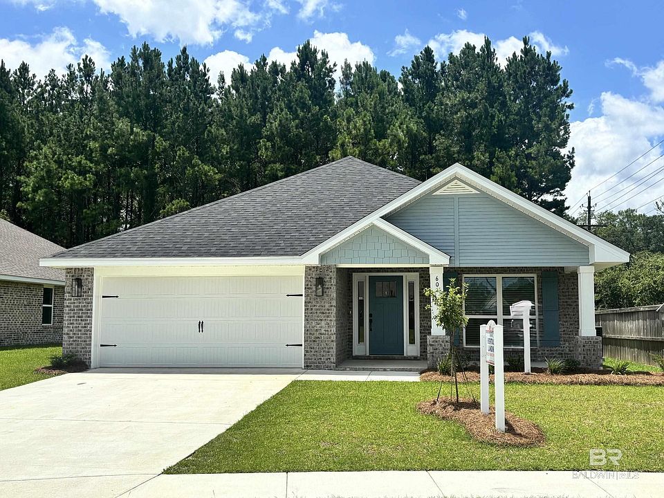 1st image of 604 Mayflower Dr