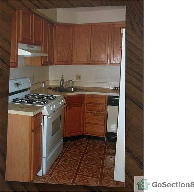 2nd image of 7665 Brentwood Rd