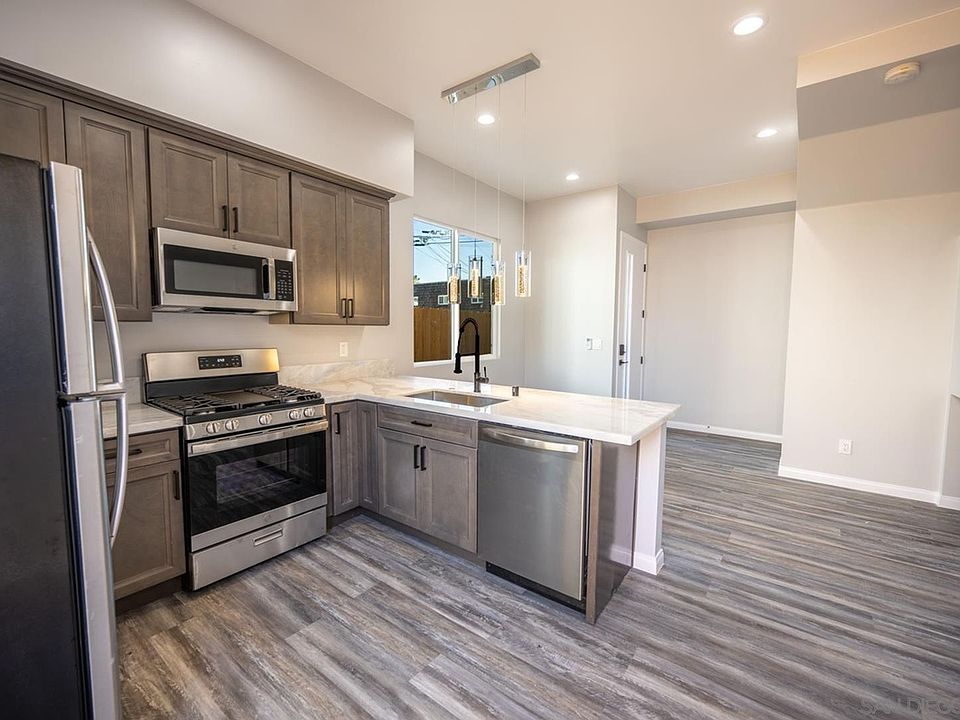 1st image of 4121-23 36th St #2