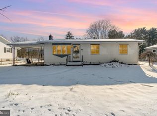 1011 E Main St, Hegins, PA 17938