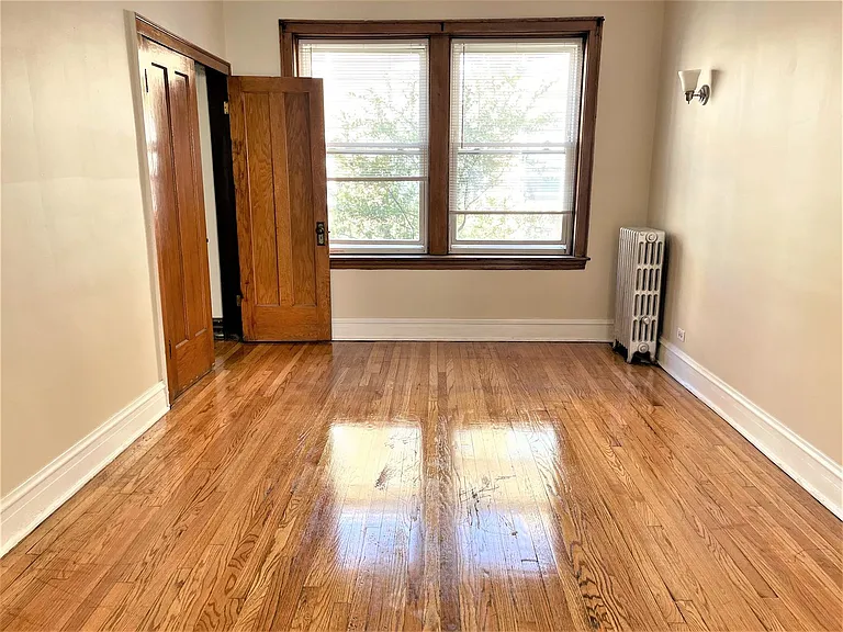 4824 W Addison St — Photo 26