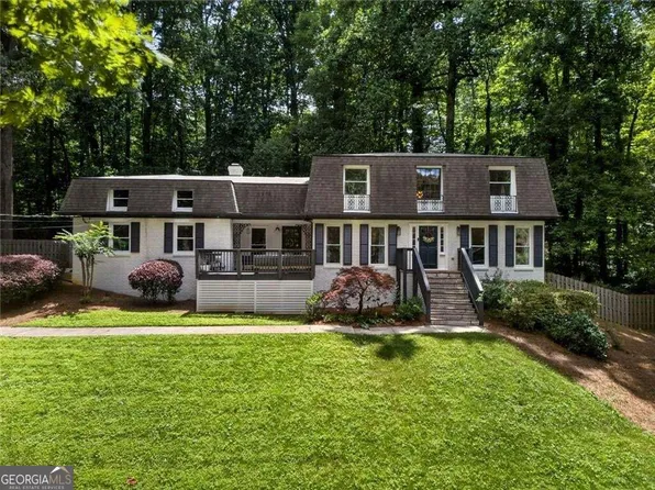 2282 Deer Ridge Dr, Stone Mountain, GA 30087
