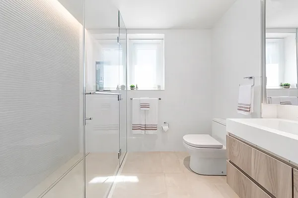 Rented by The Moinian Group | media 14