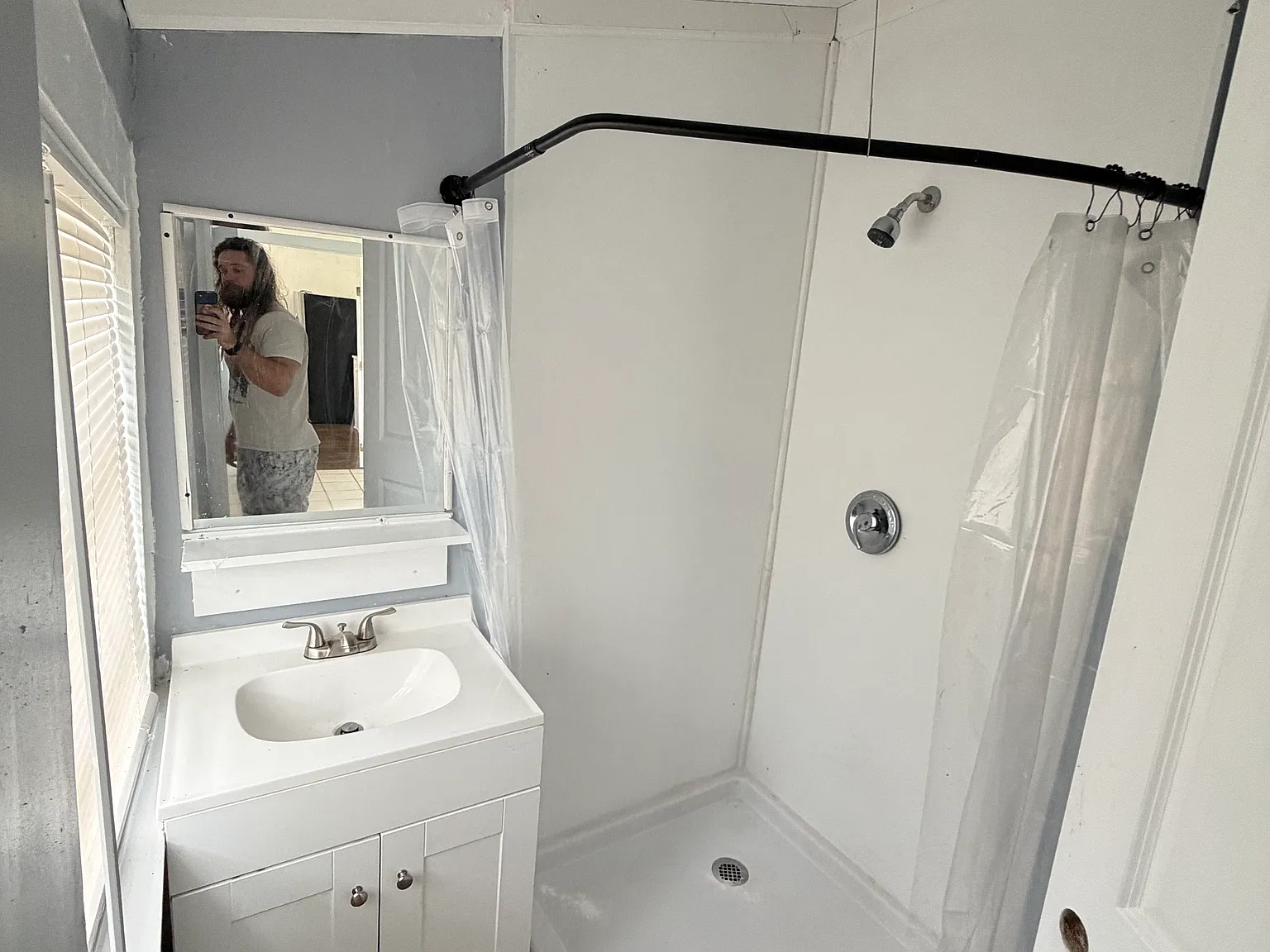 1 bed, 800 sqft, $1,000 — Photo 4