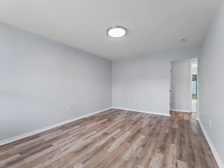 5 Regent Ct — Photo 18