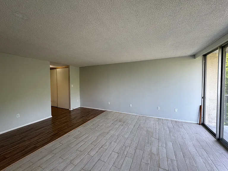 2059 Huntington Ave #702 — Photo 26