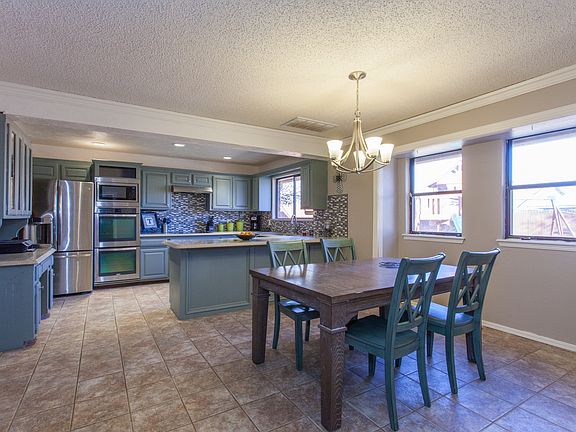 5th image of 14032 Osage Dr