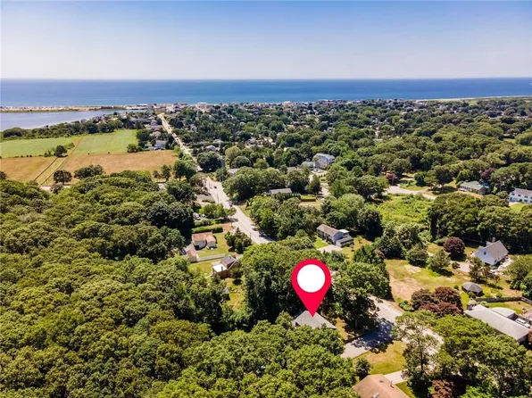 121 Winnapaug Rd, Westerly, RI 02891