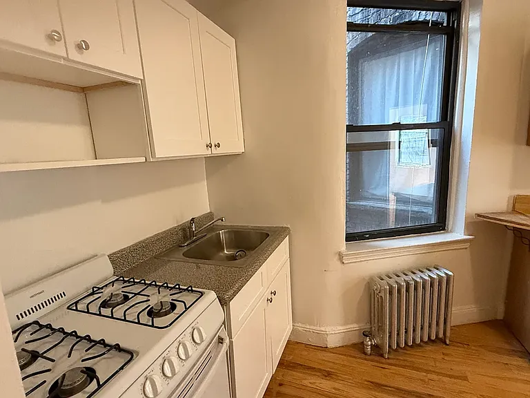 70 E 7th St #3A — Photo 1