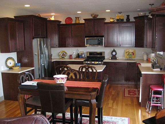 5th image of 1606 Ballentine Ln
