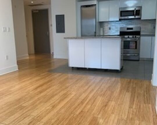 5th image of 1730 Sawtelle Blvd APT 305