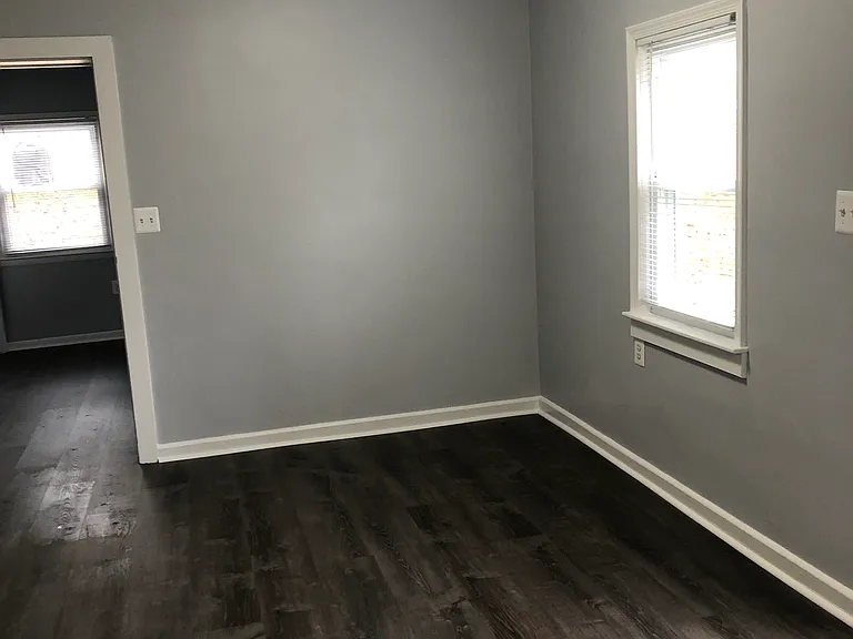 1640 Exeter Rd — Photo 5