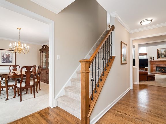 2nd image of 802 Dogwood Trl