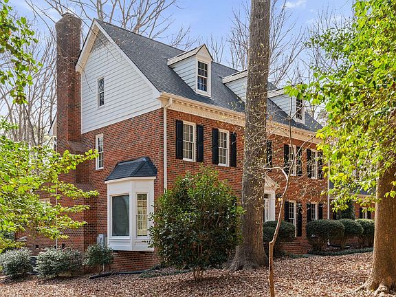 3rd image of 10100 Grafton Rd