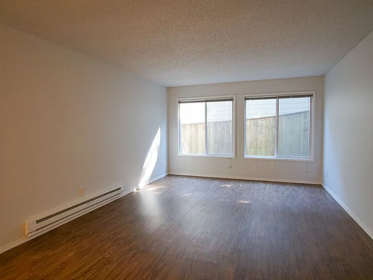 4030 SE Gladstone St #5 — Photo 3