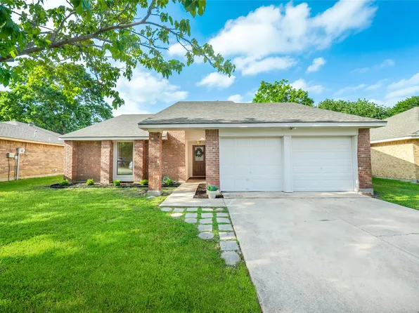 1320 Superior Dr, Flower Mound, TX 75028